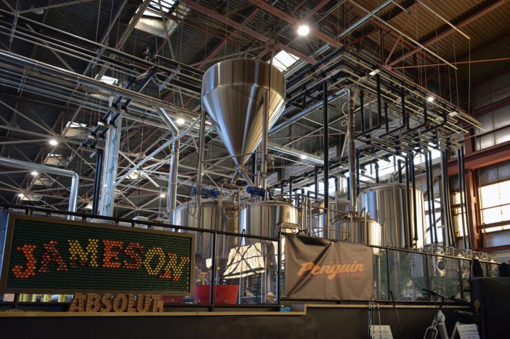 GH-penguin-indoor-1-6blade-2